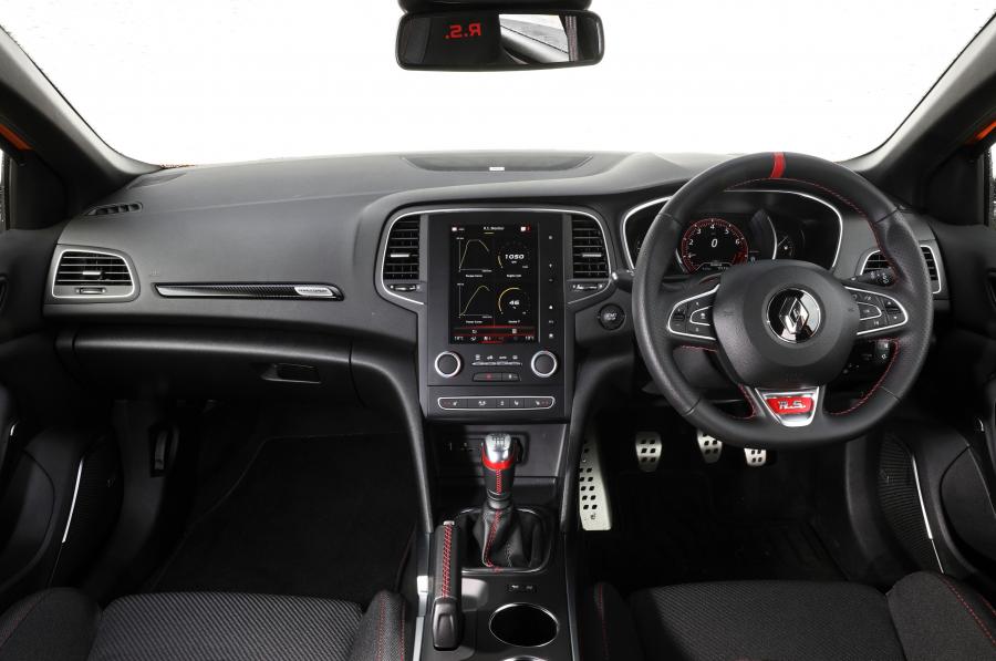 Торпедо Renault Megane R.S. Cup Chassis 2018 года  (AU) (фото 14 из 40)